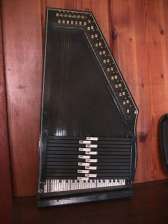 Genuine Oscar Schmidt autoharp